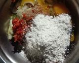 Foto langkah ke 2 dari resep Telur Dadar ala Padang.