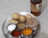 A picture of step 2 of Chatpate aloo.