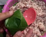 Foto langkah ke 6 dari resep *KETAN KUKUS UBI UNGU*.