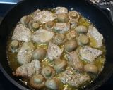 Foto del paso 5 de la receta: Solomillo con champiñones y castañas