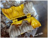 A picture of step 5 of Til Gul Modak.