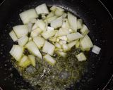 Foto langkah ke 4 dari resep Omelet Kelor Keju.