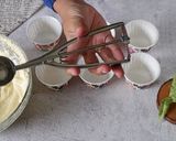 Foto langkah ke 6 dari resep Vanilla Cupcake (Moist & Fluffy).