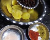 A picture of step 2 of Pani puri.