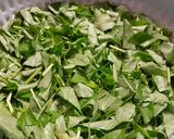 Hình bước làm 1 của món Canh rau đay nấu tôm thịt