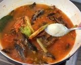 Foto langkah ke 5 dari resep Ikan Pindang Bumbu Daun Bawang.