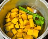 Foto langkah ke 3 dari resep Kolak Labu Kolang Kaling.