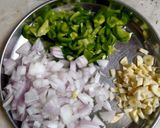 A picture of step 4 of Dragon Chicken.