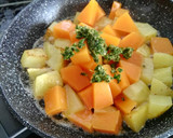 Foto del paso 5 de la receta: Calabaza frita y especiada con patata