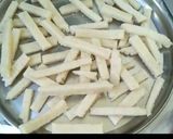 A picture of step 4 of Quick Sooji French Fries.
