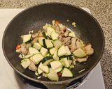 辣炒五花肉櫛瓜的食譜步驟3照片