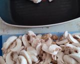 Csirkepörkölt pirított gombával recept fázis 1 fotója