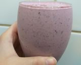 Foto del paso 2 de la receta: Batido /milkshake de frutos del bosque