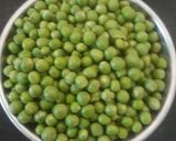 A picture of step 1 of Hari Matar ki Ghugni (Green Pea Ghugni).