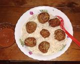 A picture of step 3 of Creamy Spaghetti with Meatballs and Cashew Fruit Drink.