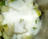 A picture of step 1 of Cucumber Juice.