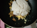 Nasi Goreng Sosis Bumbu Iris