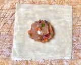 รูปขั้นตอนการทำที่ 3 ของ RAVIOLI USING DUMPLING WRAPPERS | ราวีโอลี่ขนมจีบ (ใช้เกี๊ยวห่อ)