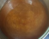 Hình bước làm 1 của món Canh rong xà lách nấu tương miso
