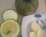 Foto del paso 1 de la receta: Calabacín redondo relleno