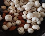 A picture of step 3 of Chatpata Makhana snacks.