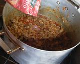 Foto del paso 5 de la receta: Empanada de carne cortada a 🔪 cuchillo