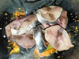 Ikan Tongkol Bumbu Kuning Pedas
