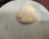 A picture of step 5 of Cheeni wali roti.
