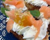 Foto del paso 3 de la receta: Brioche con Salmón y Perlas de Wasabi