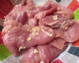Foto del paso 1 de la receta: Marineras de cerdo a la napolitana