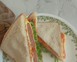 Gambar langkah 6 resipi Sandwich Daging Burger Special.