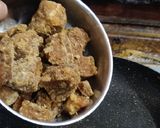 A picture of step 3 of Gud ka paakh.