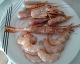 Foto del paso 2 de la receta Garbanzos con gambas en crema de marisco