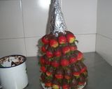 Foto del paso 4 de la receta: Árbol de fresas con chocolate