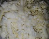 A picture of step 2 of Simple Bread Pizza.