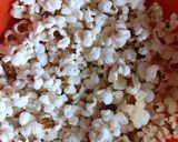 Foto del paso 3 de la receta: 🍿Pochoclo con manteca y una idea súper sal y ajo🍿