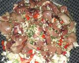 Foto del paso 3 de la receta: Riñoncitos con arroz, vino ajo y perejil