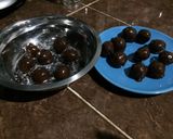 Foto del paso 7 de la receta: Besitos de nuez cubiertos de chocolate