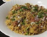 A picture of step 11 of Potato patties chana Chaat.