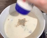 Foto langkah ke 4 dari resep Creamy Mushroom Sauce.