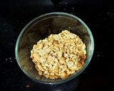 A picture of step 2 of Til-Gurr Ladoos.