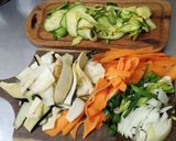 Foto del paso 1 de la receta: Abadejo con salsa crema de hinojos y verduras