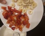 A picture of step 2 of Yogurt & Fruit.