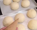 Foto langkah ke 6 dari resep Roti Boy Homemade.