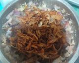 A picture of step 4 of Chicken kababs with gravy.