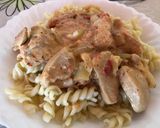 Kapros tejszínes lecsós csirkemell recept fázis 5 fotója