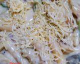 क्रेझी चीझी व्हाइट सॉस पास्ता (cheese white sauce pasta recipe in marathi) रेसिपी स्टेप 6 फोटो 