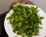 Hình bước làm 4 của món Gỏi mực nang, su hào