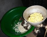 Foto del paso 2 de la receta: CHOCOLATE-ATOLE (Atole Blanco con Espuma de Chocolate)