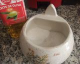 Foto del paso 1 de la receta: Ensalada de huevos de choco y gambas con Mini crujientes de Atún